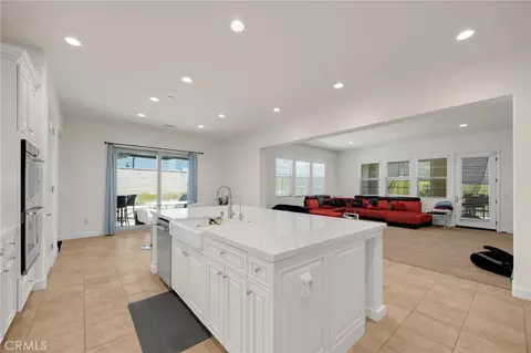 Kitchen - 412 Conway Ct, Glendora, CA 91741 photo 2 of 4