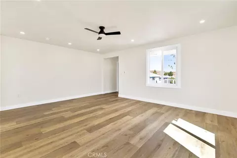 Living - 124 W Fredricks, Barstow, CA 92311 photo 3 of 5