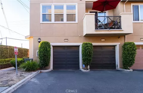 Exterior - 500 N Willowbrook Ave #F1, Compton, CA 90220 photo 5 of 7