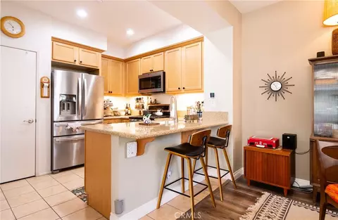 Kitchen - 500 N Willowbrook Ave #F1, Compton, CA 90220 photo 1 of 4