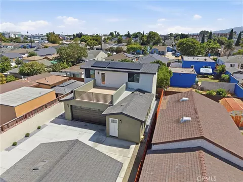 1558 W 214th St, Torrance, CA 90501