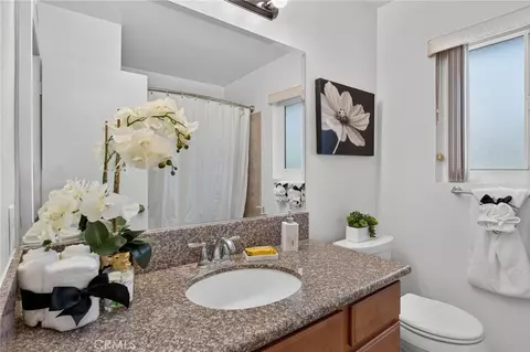 Bath - 5 Tiger, Irvine, CA 92604 photo 4 of 6