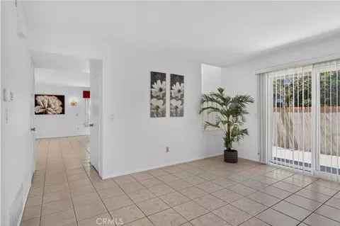 Living - 5 Tiger, Irvine, CA 92604 photo 9 of 9