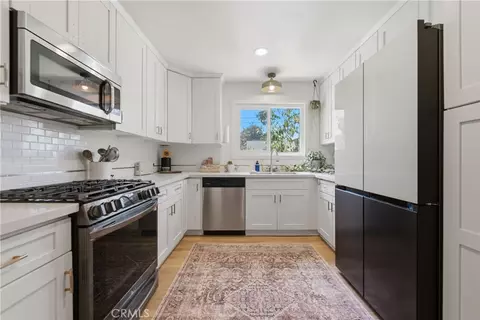 Kitchen - 1327 E Appleton St, Long Beach, CA 90802 photo 1 of 4