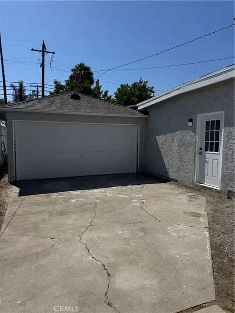 Other - 709 S Chester Ave S, Compton, CA 90221 photo 4 of 5