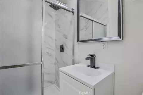 Bath - 1831 W 152nd, Compton, CA 90220 photo 6 of 8
