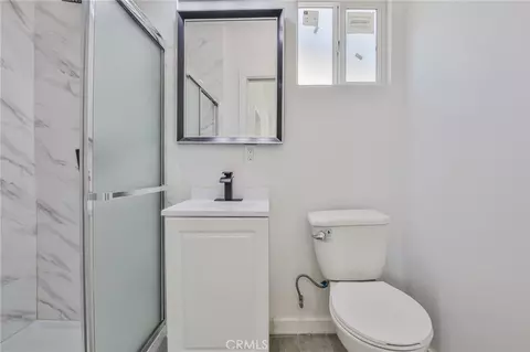 Bath - 1831 W 152nd, Compton, CA 90220 photo 5 of 8