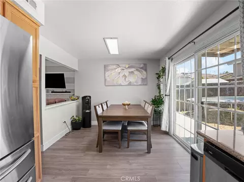Dining - 137 Elmtree, Perris, CA 92571 photo 2 of 2