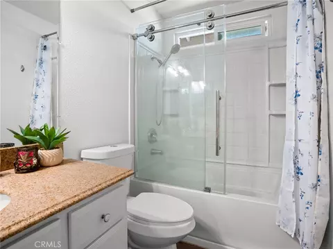 Bath - 137 Elmtree, Perris, CA 92571 photo 3 of 5