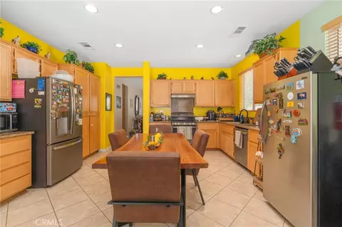 Kitchen - 43022 Carpenter, Lancaster, CA 93535 photo 1 of 2