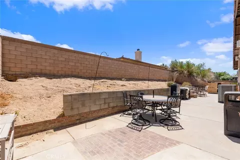 Exterior - 43022 Carpenter, Lancaster, CA 93535 photo 3 of 6