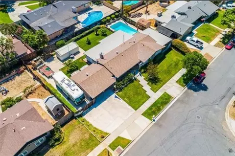View/Area - 2390 Gloucester, Riverside, CA 92506 photo 1 of 4