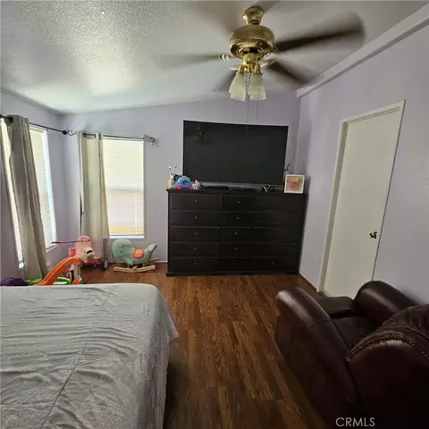 16600 Downey #27, Paramount, CA 90723 photo 3