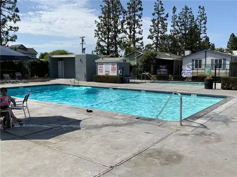 16600 Downey #27, Paramount, CA 90723 photo 12
