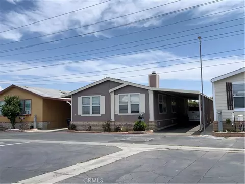 16600 Downey, Paramount, CA 90723