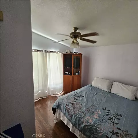 16600 Downey #27, Paramount, CA 90723 photo 4