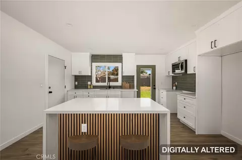 Kitchen - 2606 W Caldwell, Compton, CA 90220 photo 5 of 11