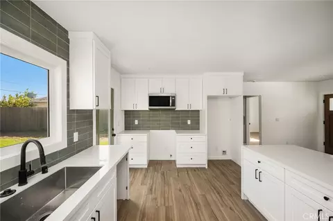 Kitchen - 2606 W Caldwell, Compton, CA 90220 photo 10 of 11