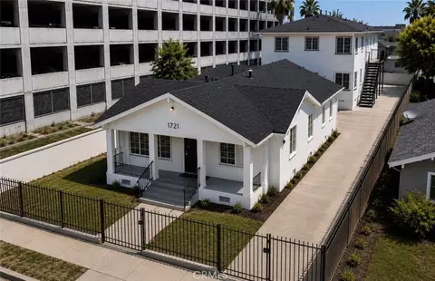 925 W 84th, Los Angeles, CA 90044