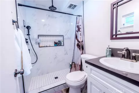 Bath - 1355 N Orange Ave, Ontario, CA 91764 photo 1 of 2