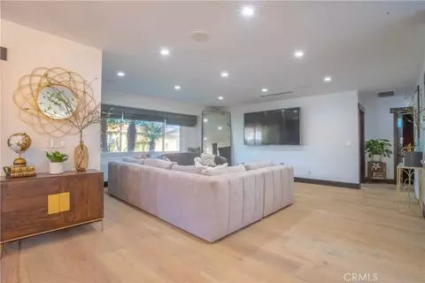 Living - 8524 Suva, Downey, CA 90240 photo 6 of 9