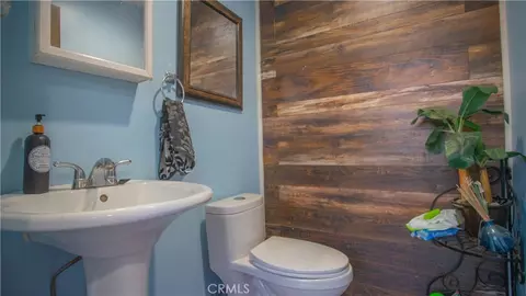 Bath - 8524 Suva, Downey, CA 90240 photo 12 of 12