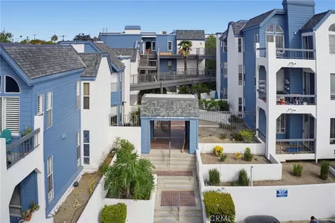 Exterior - 4623 E 4th #6, Long Beach, CA 90814 photo 18 of 18