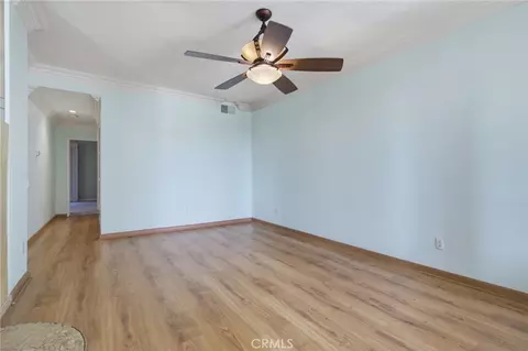 Living - 4623 E 4th #6, Long Beach, CA 90814 photo 5 of 6