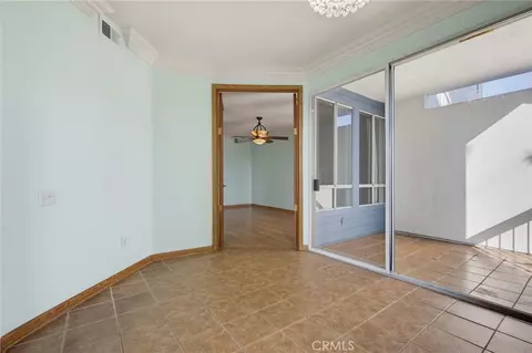 Living - 4623 E 4th #6, Long Beach, CA 90814 photo 6 of 6