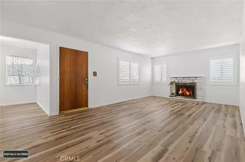 Living - 1333 E Monroe, Orange, CA 92867 photo 3 of 4
