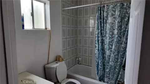 Bath - 1001 W 133rd, Compton, CA 90222 photo 1 of 2