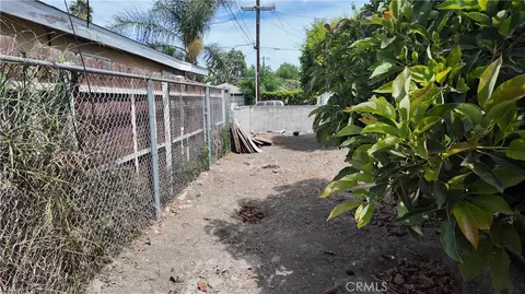Exterior - 1001 W 133rd, Compton, CA 90222 photo 16 of 22