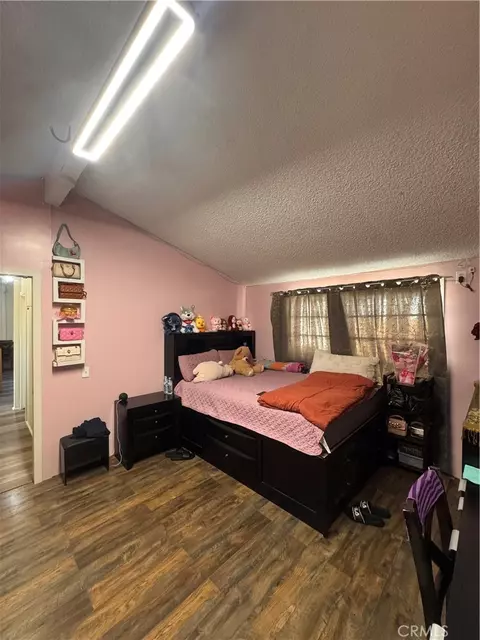 15325 Orange, Paramount, CA 90723 photo 18
