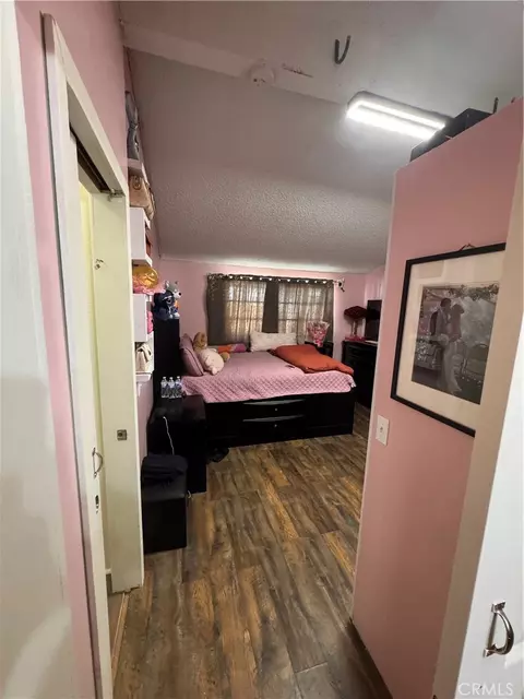 15325 Orange, Paramount, CA 90723 photo 17