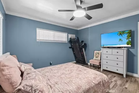 Bedroom - 407 E Sunset, Long Beach, CA 90805 photo 4 of 7