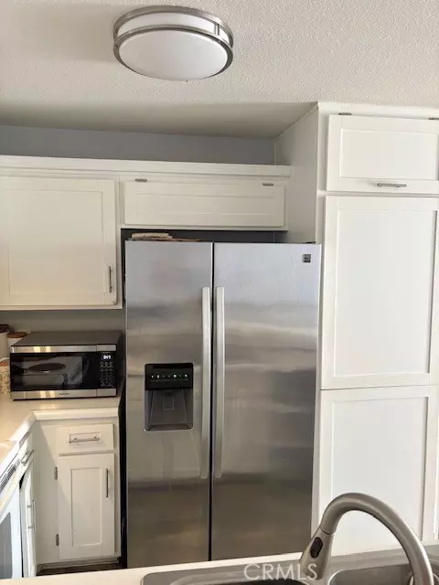 Kitchen - 15000 Downey #273, Paramount, CA 90723 photo 2 of 2