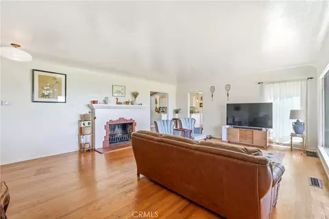 Living - 11751 S S Cir, Whittier, CA 90601 photo 2 of 6