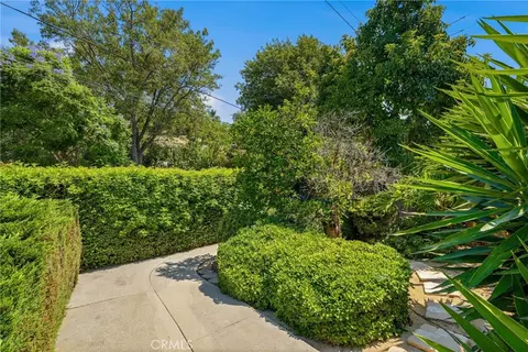 Exterior - 11751 S S Cir, Whittier, CA 90601 photo 11 of 12