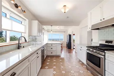 Kitchen - 11751 S S Cir, Whittier, CA 90601 photo 1 of 4