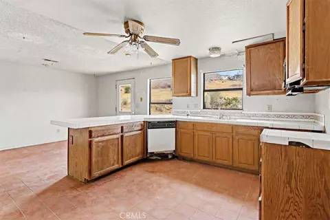 Kitchen - 8885 Corto Rd, Apple Valley, CA 92308 photo 2 of 2