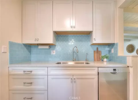 Kitchen - 1933 W Jacaranda Pl, Fullerton, CA 92833 photo 4 of 5