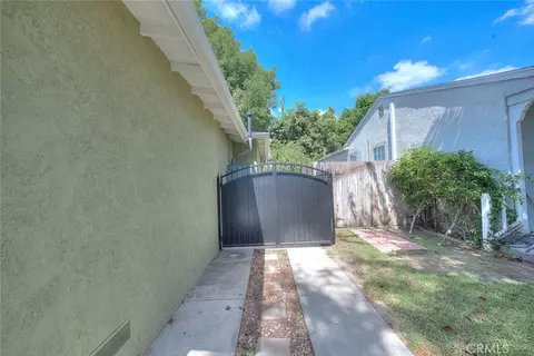 Exterior - 1933 W Jacaranda Pl, Fullerton, CA 92833 photo 7 of 12