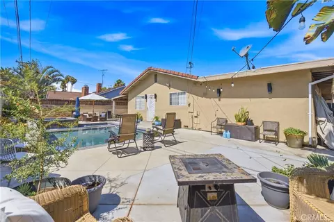 Exterior - 11512 Samoline, Downey, CA 90241 photo 7 of 10