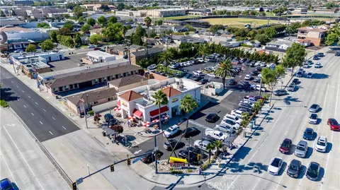 View/Area - 11410 Dolan Ave #340, Downey, CA 90241 photo 8 of 9