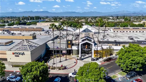View/Area - 11410 Dolan Ave #340, Downey, CA 90241 photo 9 of 9