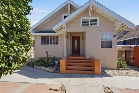706 W 42nd, Los Angeles, CA 90037
