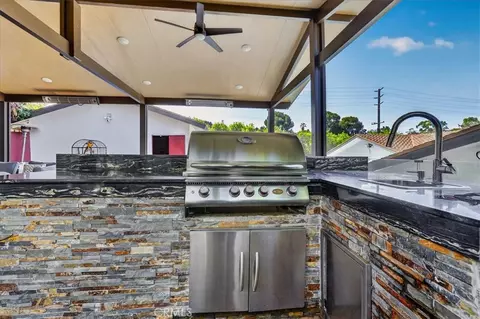 Kitchen - 6754 S Garth, Los Angeles, CA 90056 photo 9 of 9