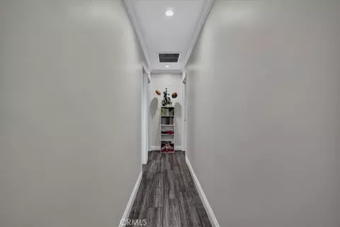 Entry Way - 6754 S Garth, Los Angeles, CA 90056 photo 2 of 2