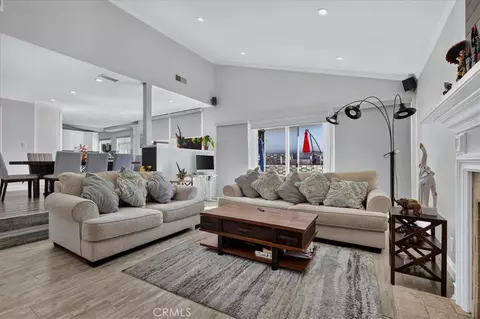 Living - 6754 S Garth, Los Angeles, CA 90056 photo 2 of 3