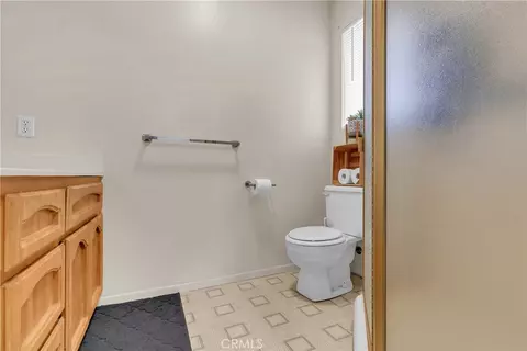 Bath - 17014 Montecito, Victorville, CA 92395 photo 1 of 4